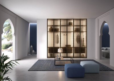 ALBED_CABARM_NICH_SOLO_product_walk-in_closet_bronze_glass_doors-400x284